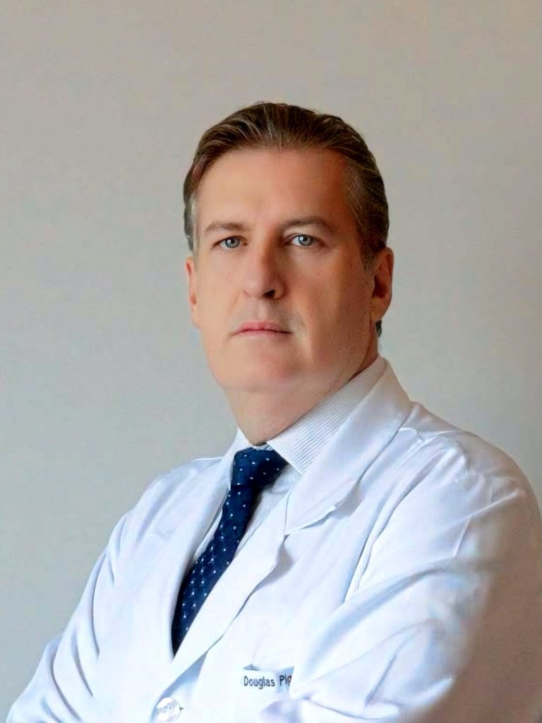 Doutor Douglas Pigosso